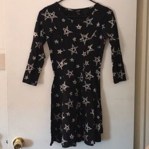 🌟Final Price Drop🌟Woman’s Forever 21 Star Dress